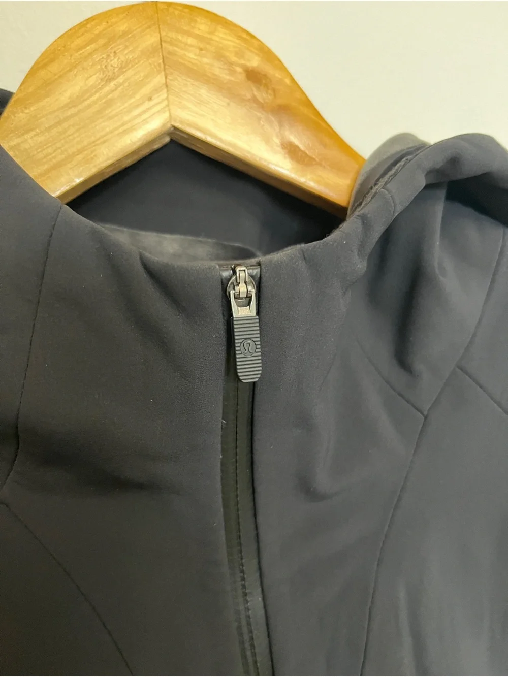 Lululemon Cross Chill Performance Jacket, Black, Size 12